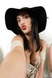 Сучка знает, что надо делать на собеседовании