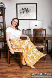 Бабулька, ты случайно дверью не ошиблась?