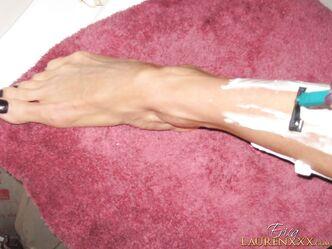 Скажи честно, за бабами в душе подглядывал?