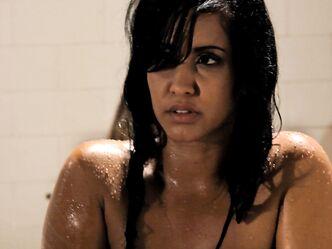 Теперь ты поняла, кто здесь главный?