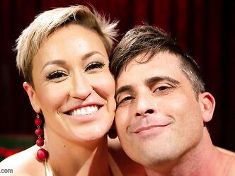 А сейчас будет фемдом