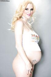 Моя беременная прелесть!