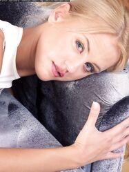 Лучше ты ты свой член в меня всунул!