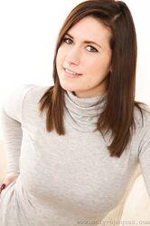 А ы то думали, что тебе слабо сиськи показать!