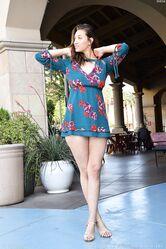 Ты всегда в таком виде гуляешь?