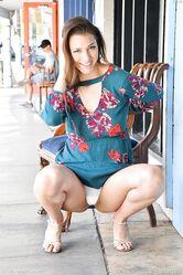 Ты всегда в таком виде гуляешь?