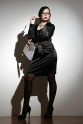 На меня даже у мертвого член встанет