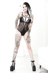 Слияние готики и порно