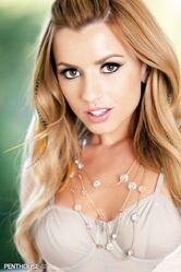 На конкурсе самой красивой попки я бы первое место заняла