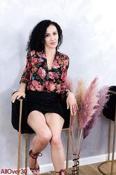 Потаскушка без сисек