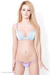 Ты наверное меня очень трахнуть хочешь?