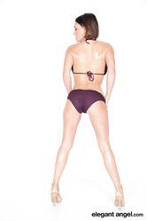 Все. Я без трусиков. Делай со мной что хочешь!