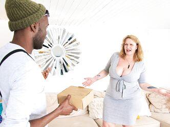 А оргазмы вы тоже по адресу доставляете?