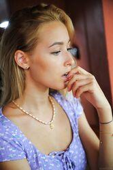 Не для тебя мои дырочки распускались!