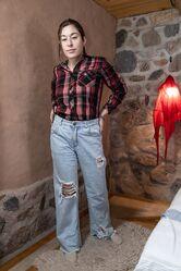 Извините, но я пизденку забыла побрить!