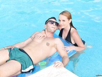 Водяная шлюха