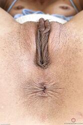 Ее дырочка явно не целочка