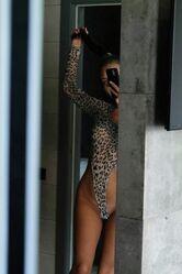 О моей жопе мечтают многие