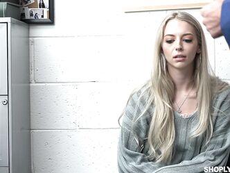 Вы наверное очень хотите чтобы я разделась?